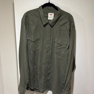 Levi's Classic Green Shirt